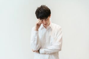 話すのが苦手な婚活男性、次のデートの会話のネタがない？