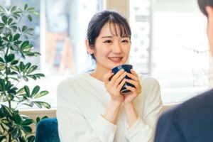 情報収集は女性との会話から